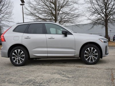2025 Volvo XC60 B5 Plus