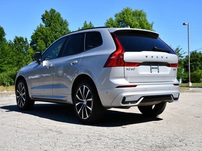 2025 Volvo XC60 B5 Plus