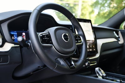 2026 Volvo XC60 B5 Plus