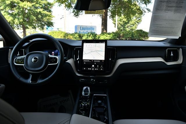 2026 Volvo XC60 B5 Plus