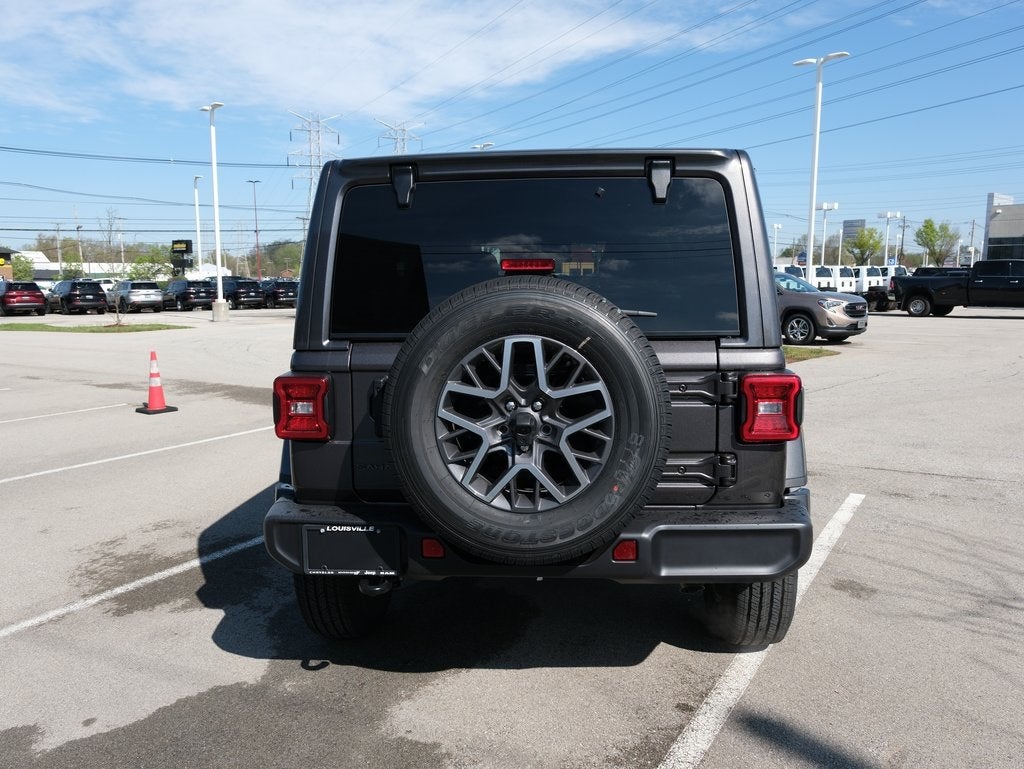 2025 Jeep Wrangler Sahara