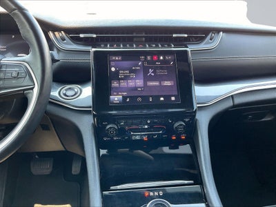 2022 Jeep Grand Cherokee Altitude