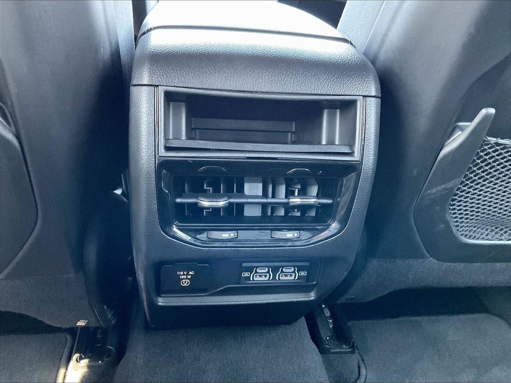 2022 Jeep Grand Cherokee Altitude