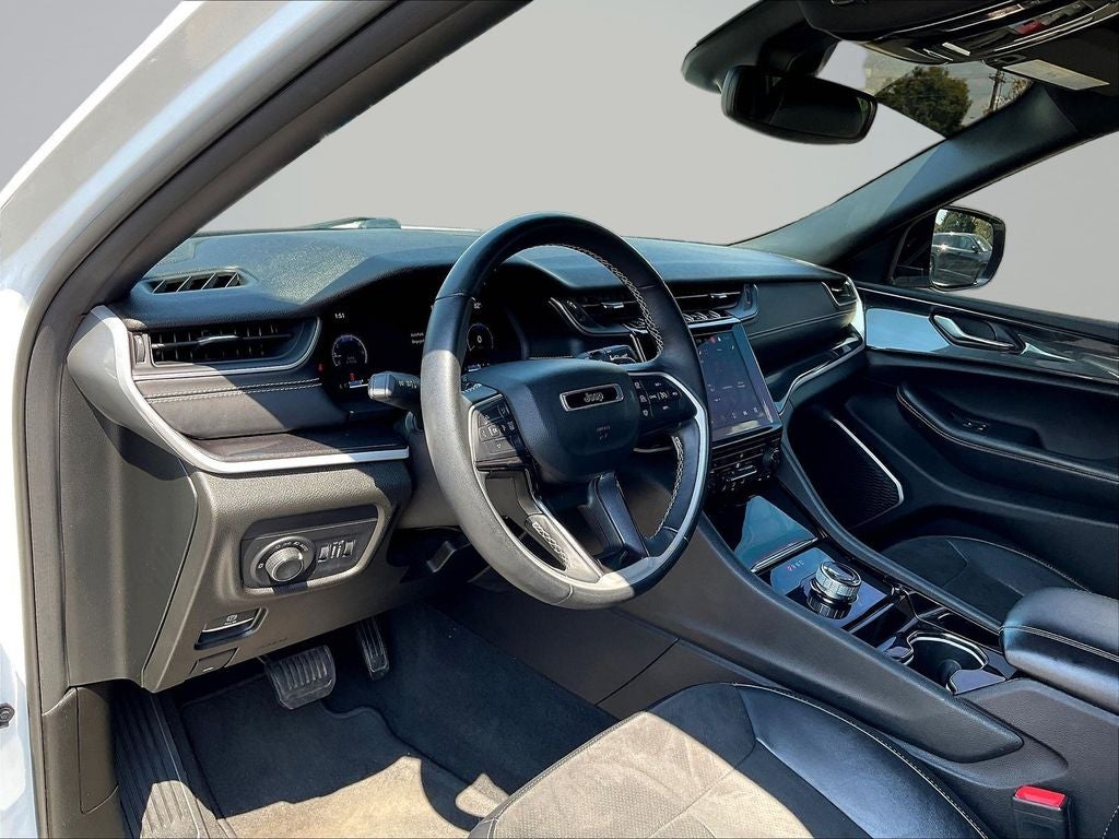 2022 Jeep Grand Cherokee Altitude