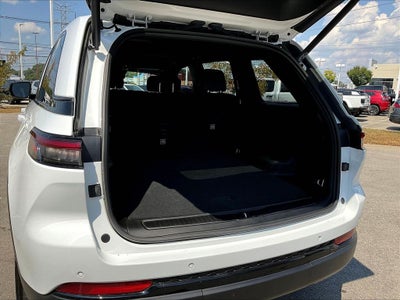 2022 Jeep Grand Cherokee Altitude