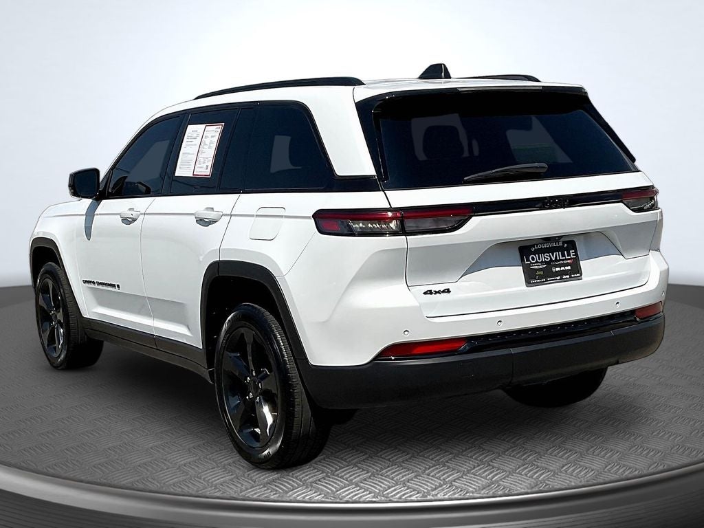 2022 Jeep Grand Cherokee Altitude