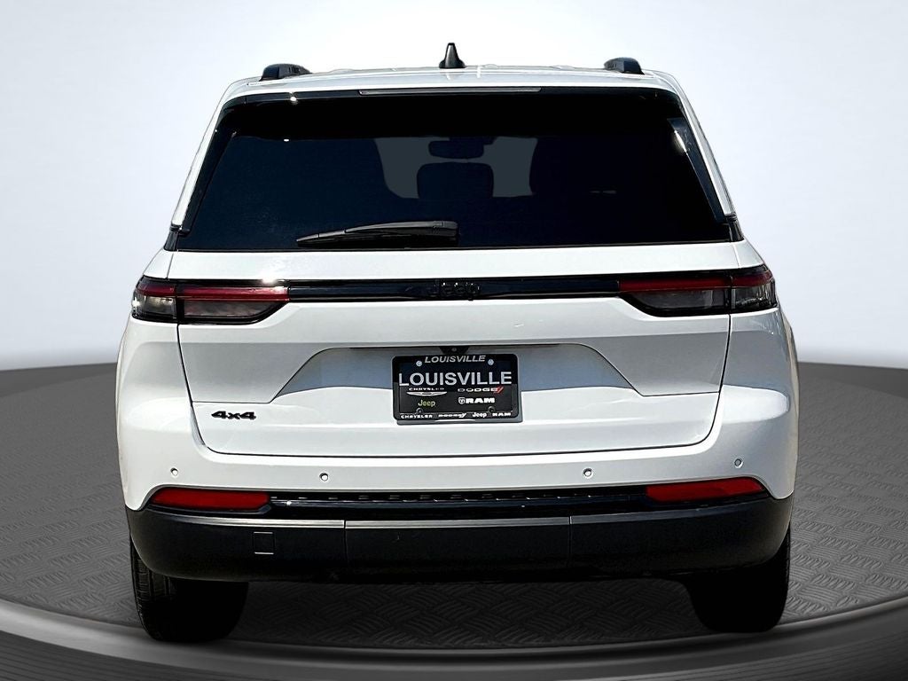 2022 Jeep Grand Cherokee Altitude