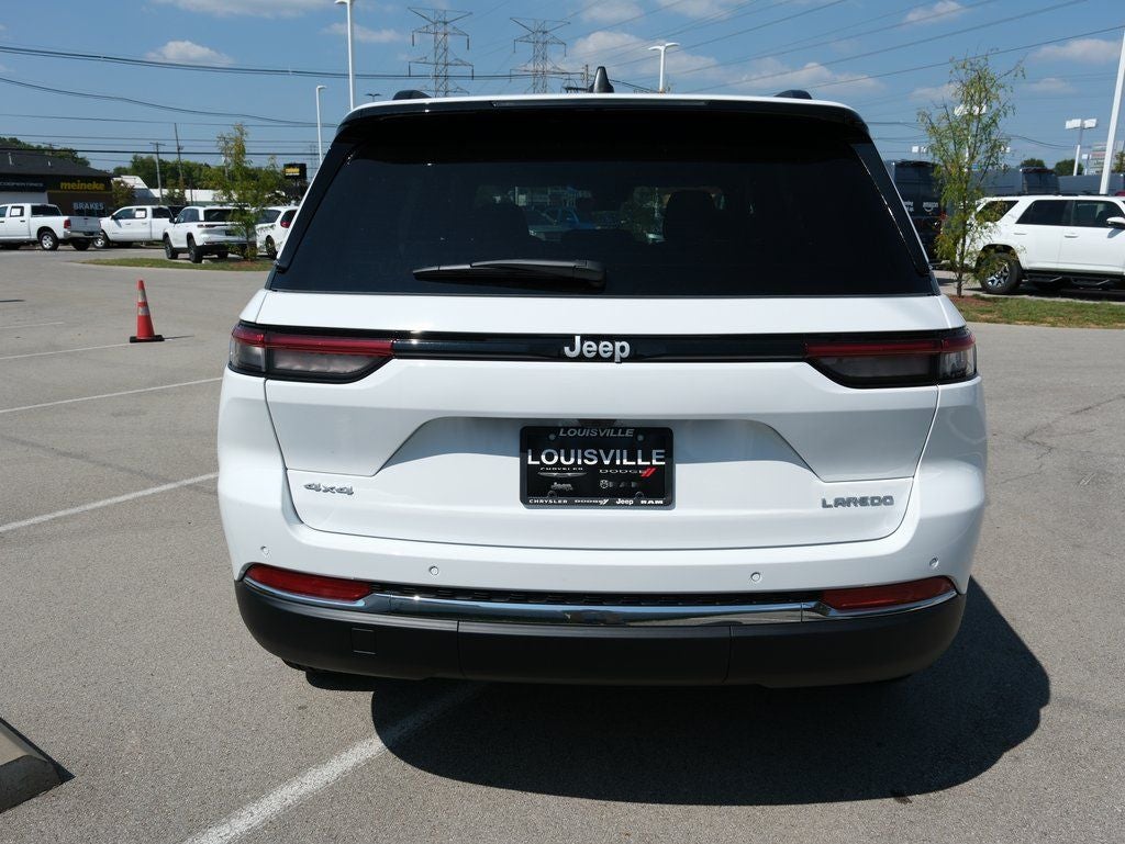 2025 Jeep Grand Cherokee Laredo