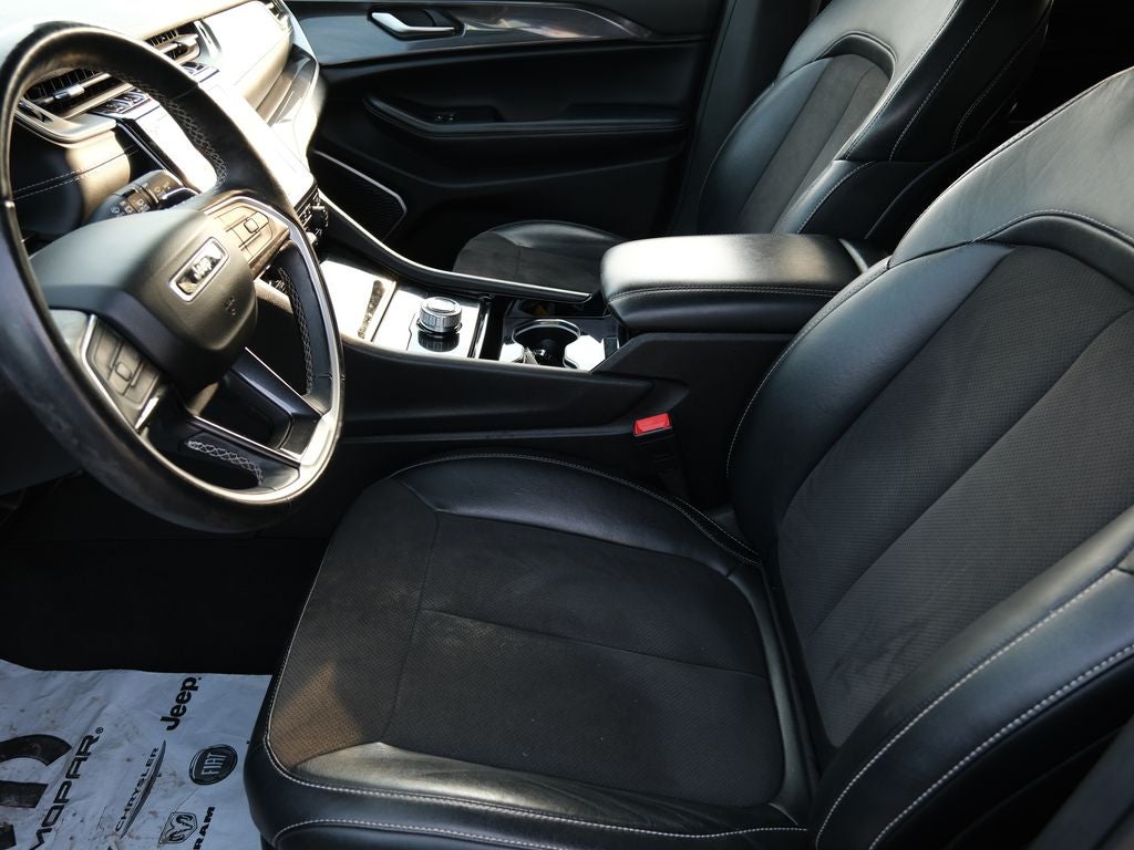 2022 Jeep Grand Cherokee Altitude