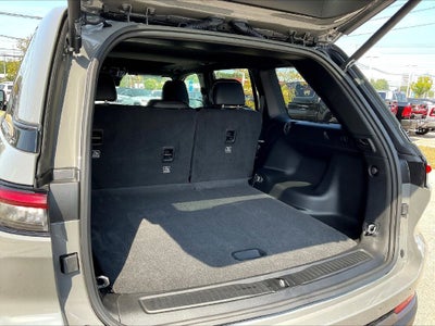 2027 Jeep Grand Cherokee Altitude