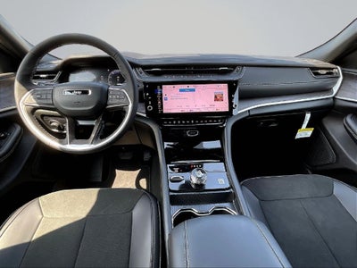 2027 Jeep Grand Cherokee Altitude
