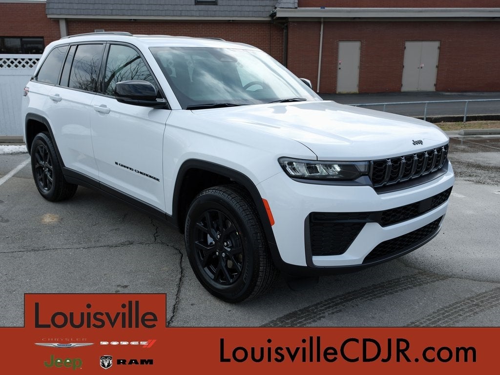 2026 Jeep Grand Cherokee Laredo Altitude