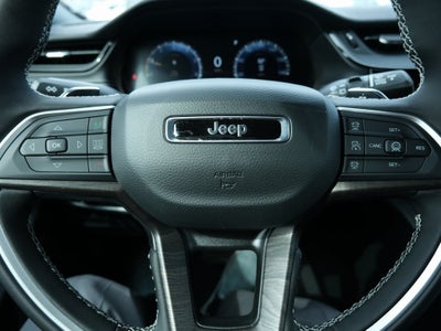 2026 Jeep Grand Cherokee Laredo Altitude