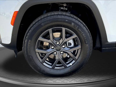 2027 Jeep Grand Cherokee Altitude