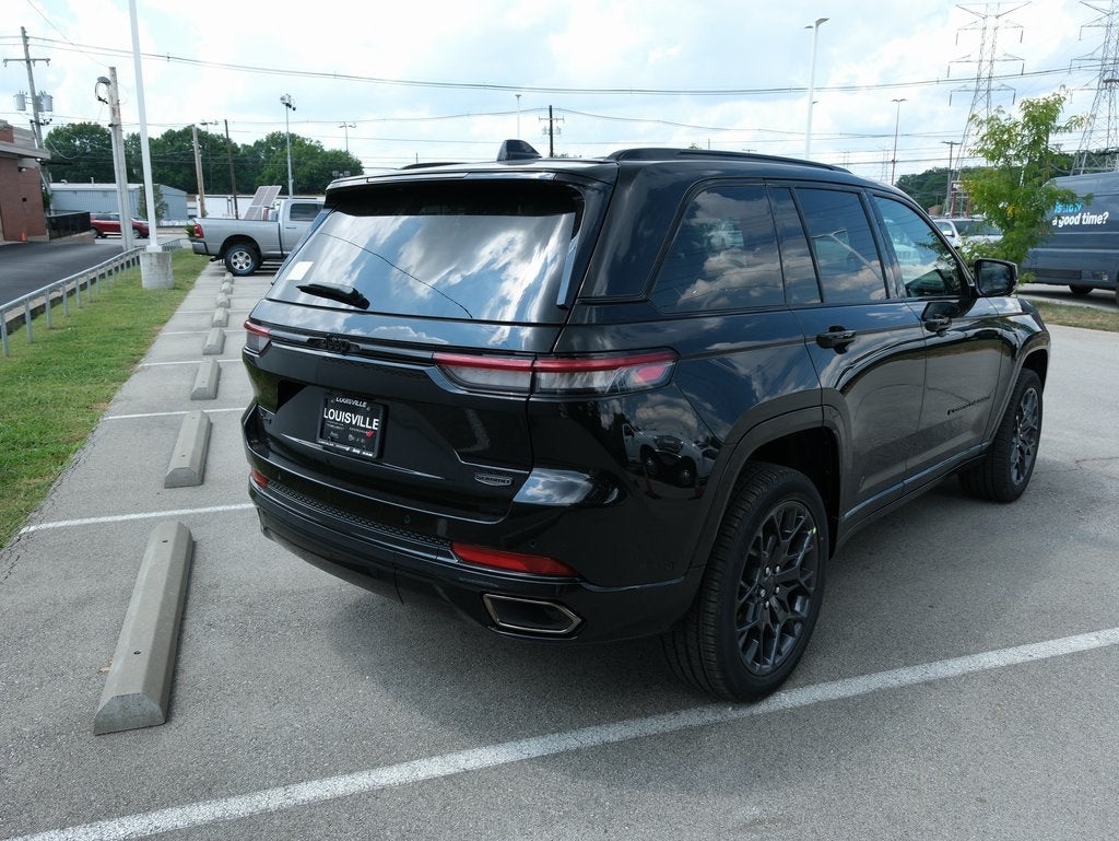 2025 Jeep Grand Cherokee Summit