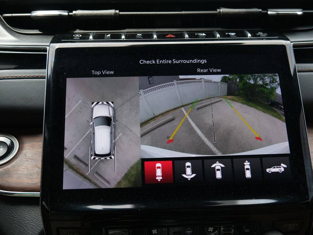 2023 Jeep Grand Cherokee Summit