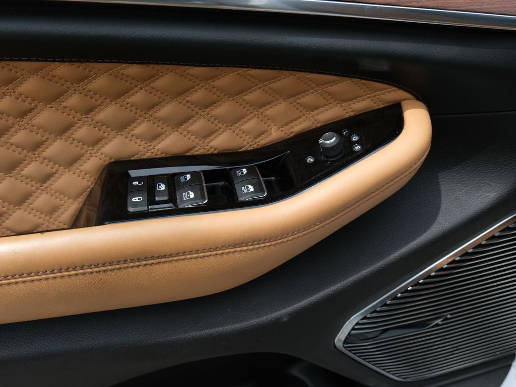 2023 Jeep Grand Cherokee Summit
