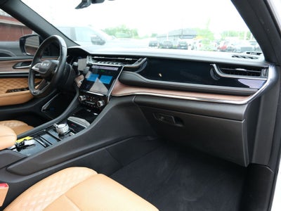 2023 Jeep Grand Cherokee Summit