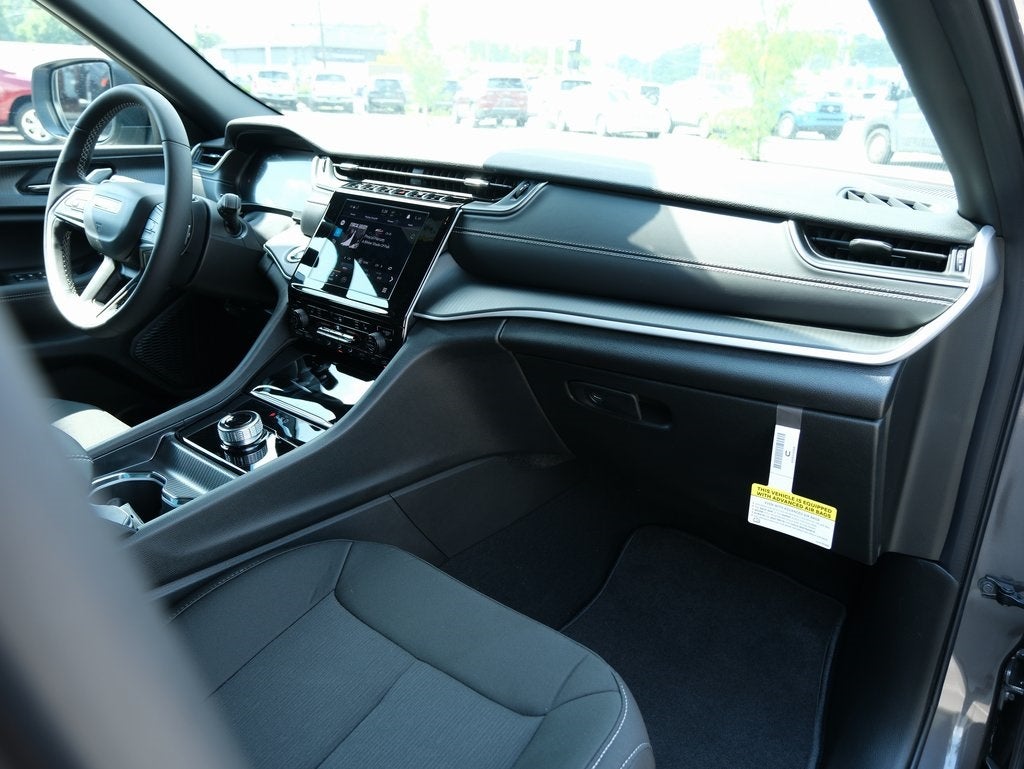 2025 Jeep Grand Cherokee L Laredo X