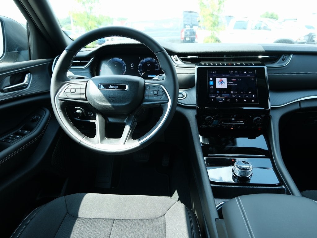 2025 Jeep Grand Cherokee L Laredo X