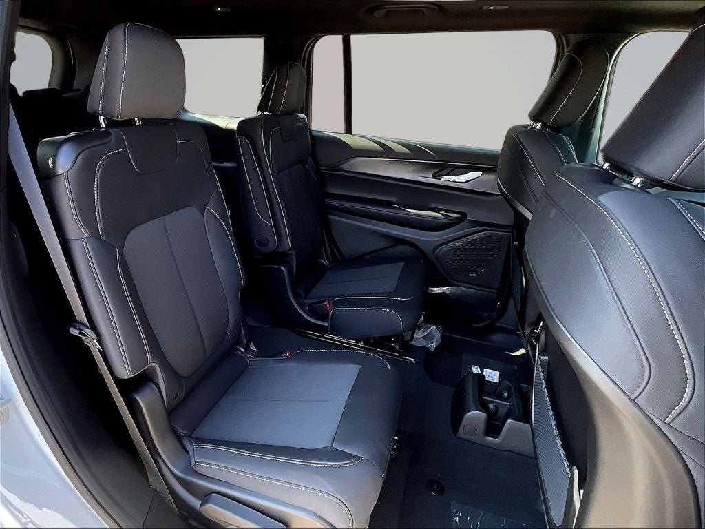 2026 Jeep Grand Cherokee L Laredo X
