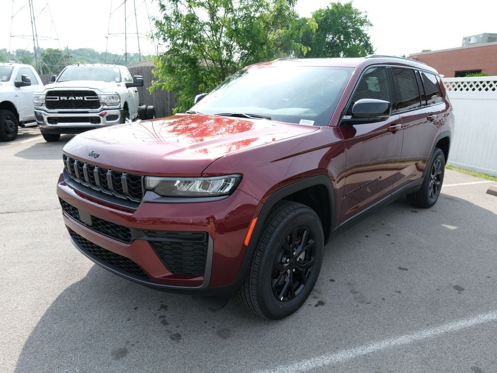 2026 Jeep Grand Cherokee L Laredo