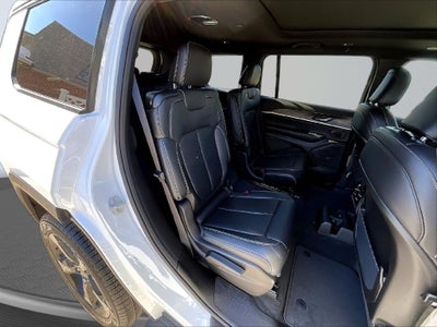 2027 Jeep Grand Cherokee L Limited Altitude