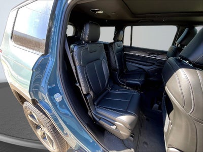 2027 Jeep Grand Cherokee L Limited Altitude