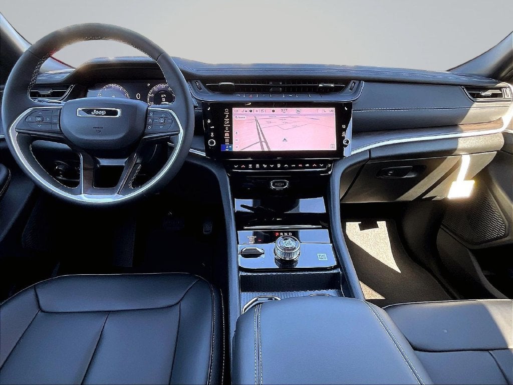 2027 Jeep Grand Cherokee L Limited Altitude