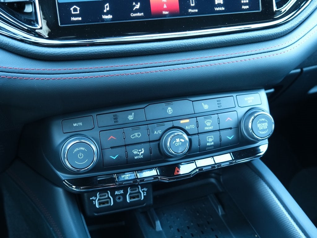 2026 Dodge Durango GT HEMI V8