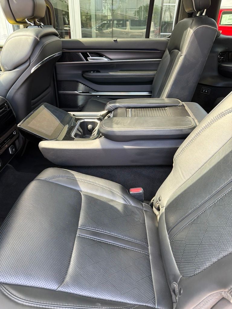 2024 Jeep Grand Wagoneer L Series II