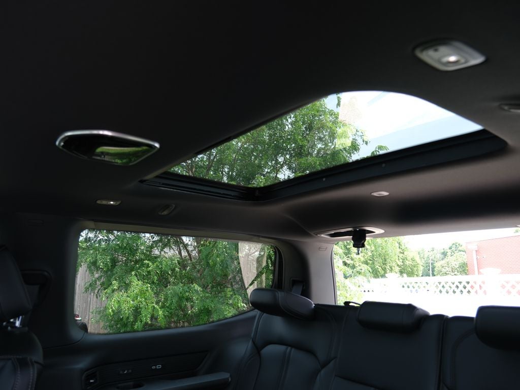 2026 Jeep Grand Wagoneer Base