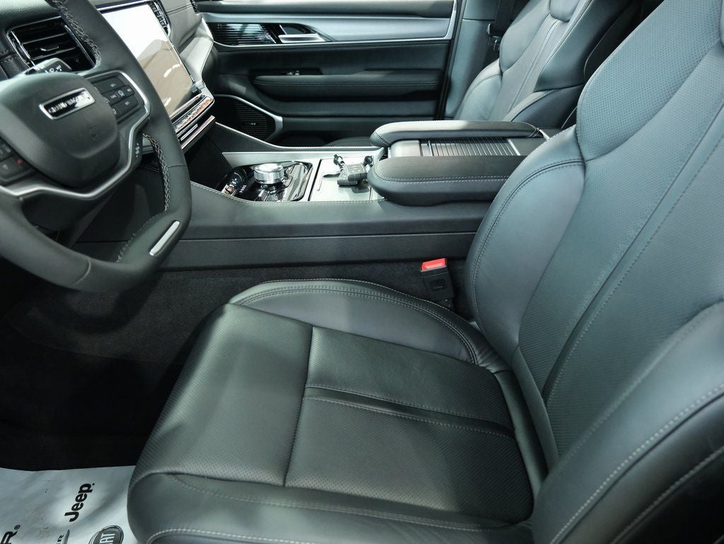 2026 Jeep Grand Wagoneer Limited Altitude