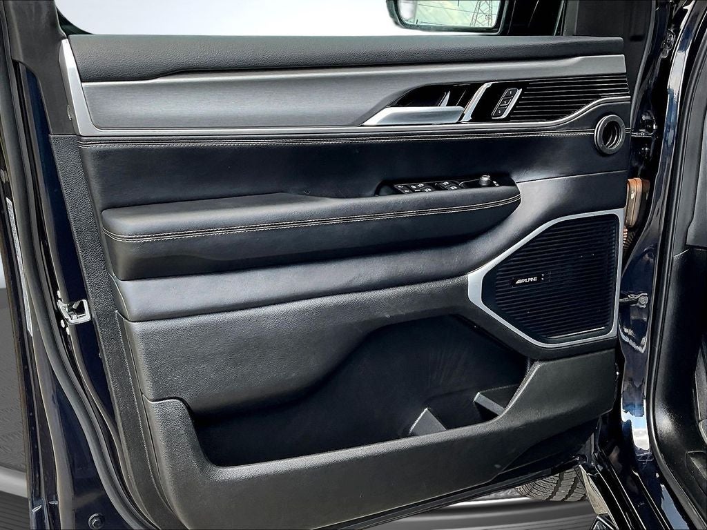 2025 Jeep Wagoneer Series II
