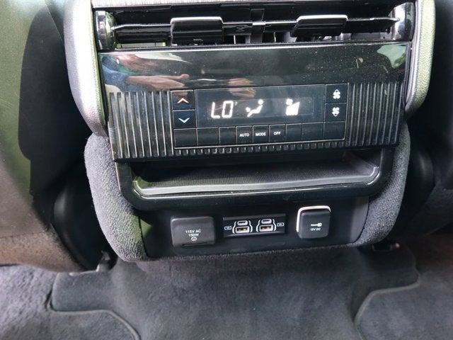 2022 Jeep Wagoneer Series II