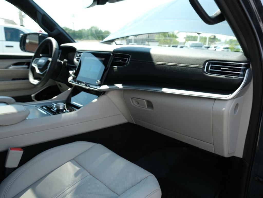 2025 Jeep Wagoneer Series III