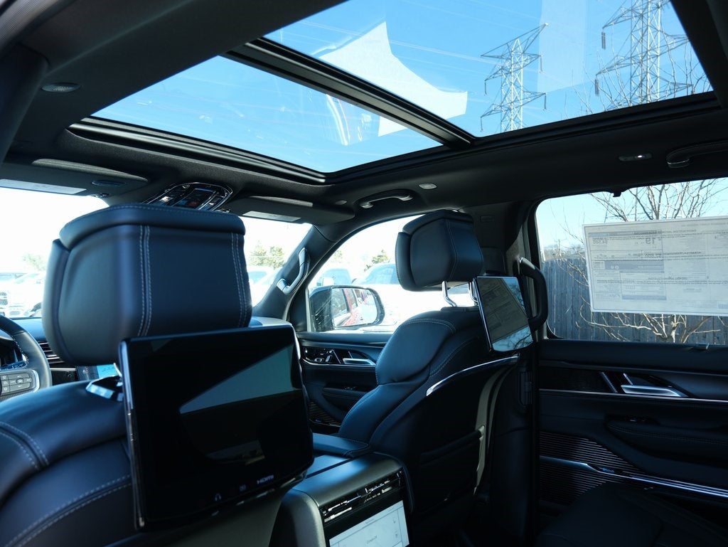 2026 Jeep Grand Wagoneer Summitt Obsidian