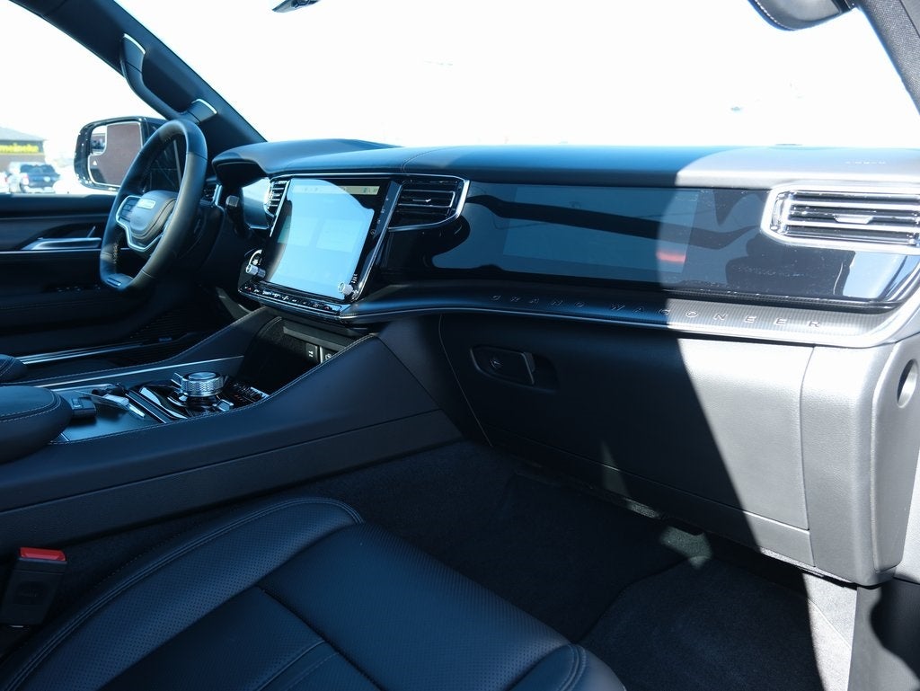 2026 Jeep Grand Wagoneer Summitt Obsidian