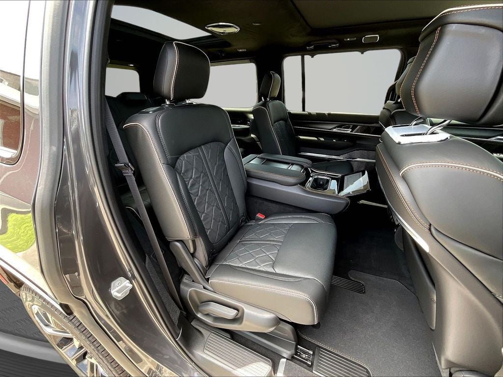 2026 Jeep Grand Wagoneer Summit Reserve