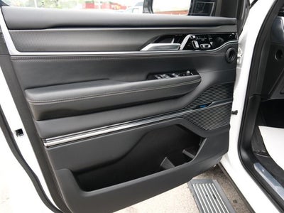 2023 Jeep Grand Wagoneer Series II