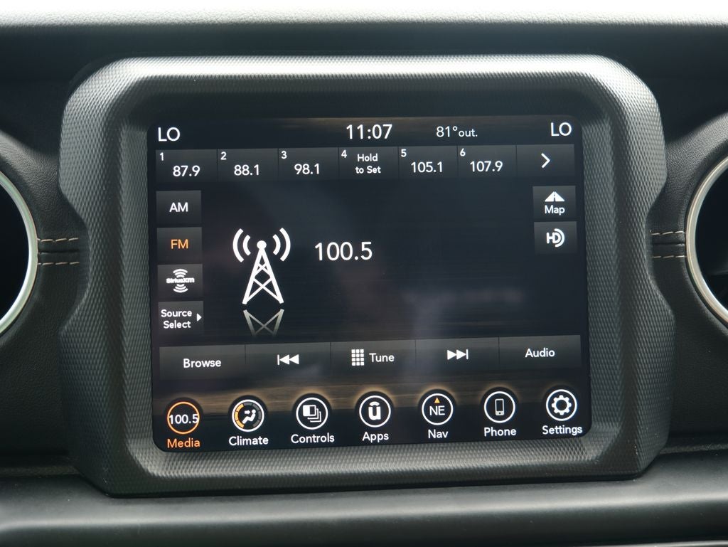 2022 Jeep Gladiator Overland