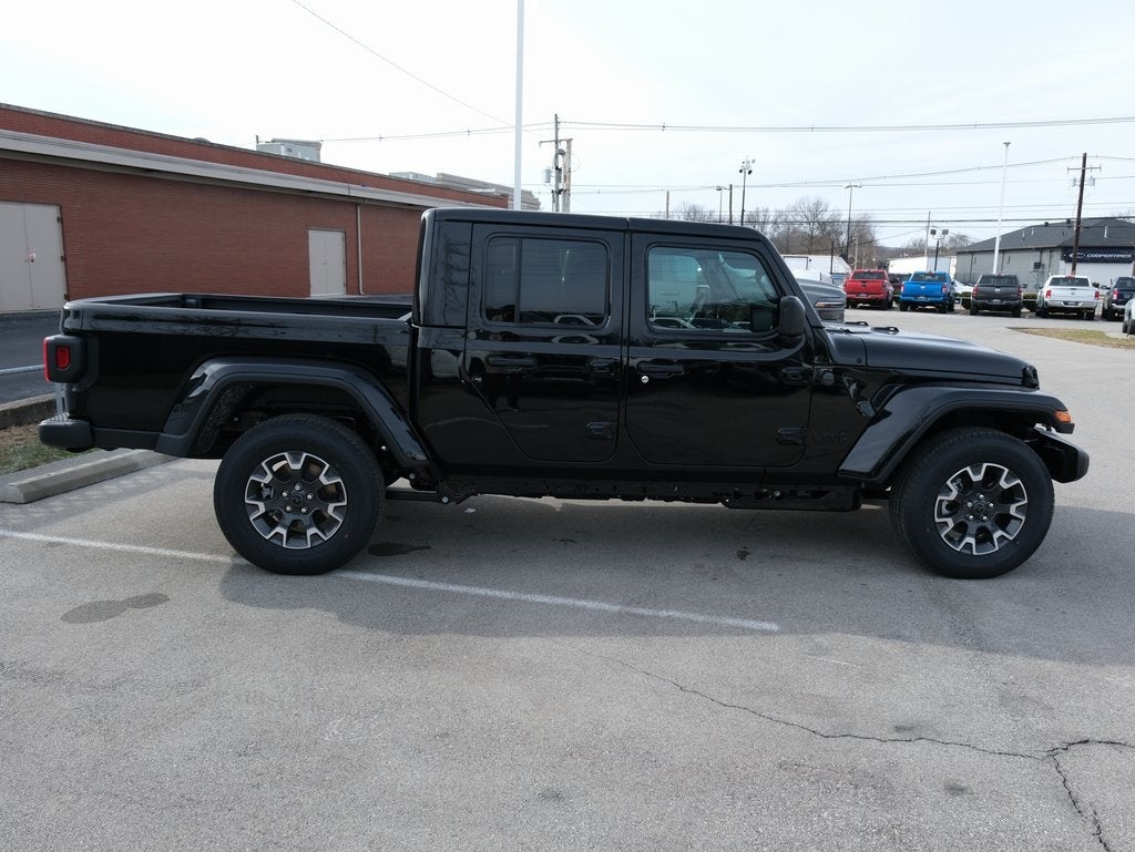 2026 Jeep Gladiator Sahara