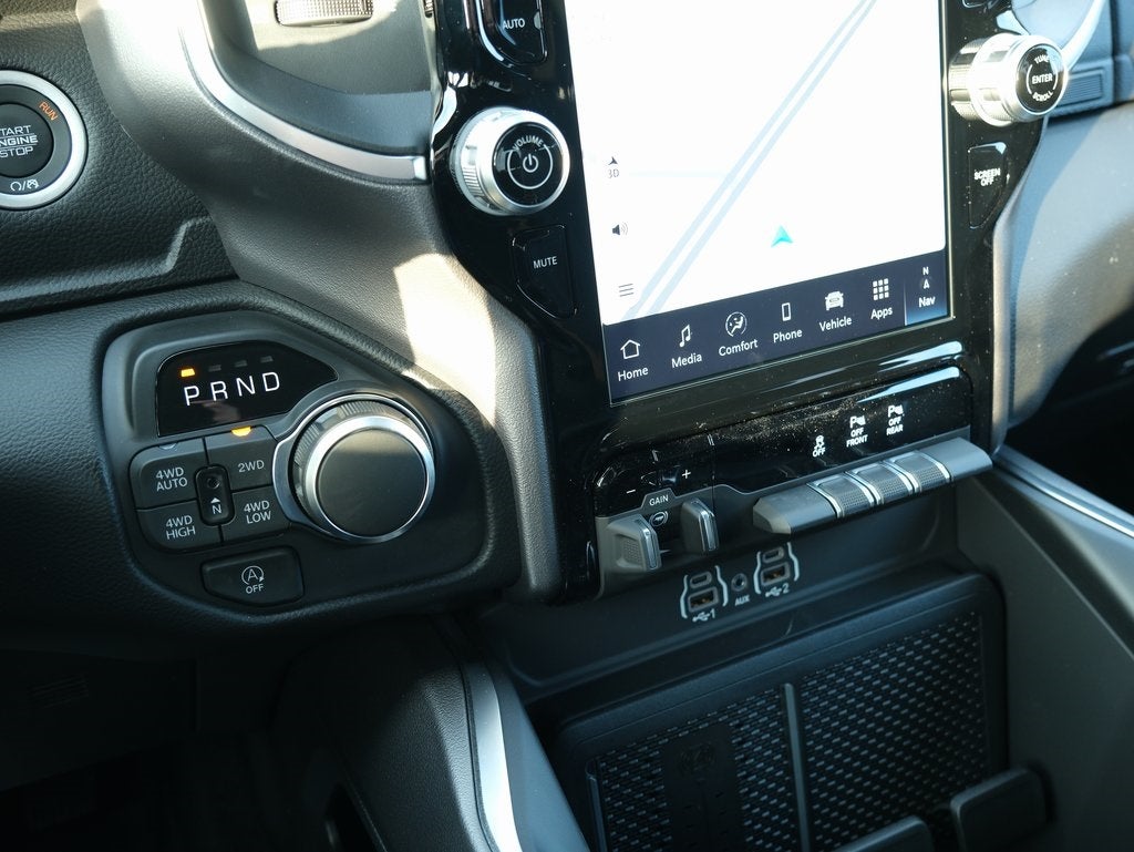 2026 RAM 1500 Big Horn/Lone Star Night Edition