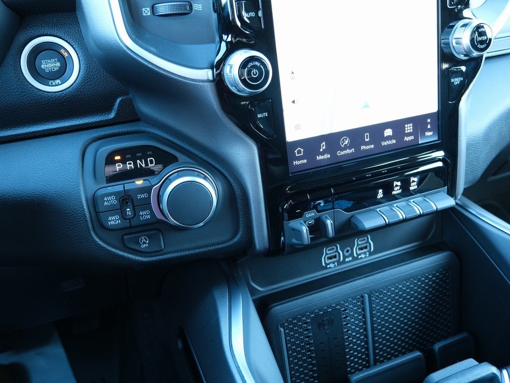 2026 RAM 1500 Big Horn/Lone Star Night Edition