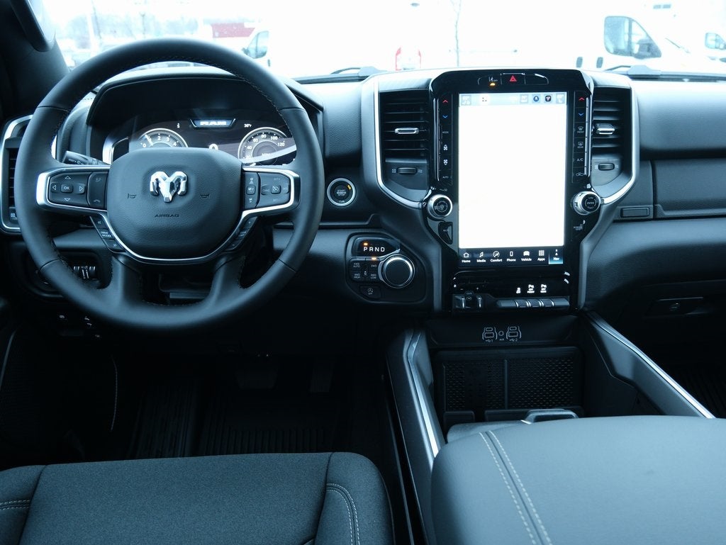 2026 RAM 1500 Big Horn/Lone Star Night Edition