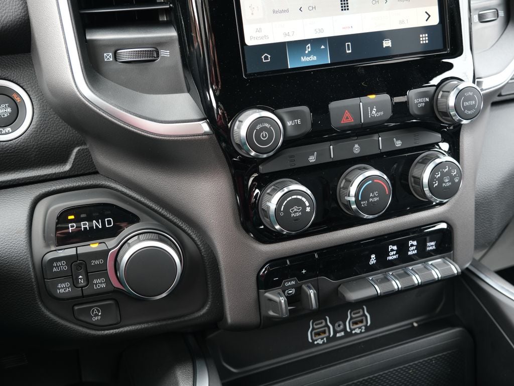 2026 RAM 1500 Big Horn/Lone Star Night Edition