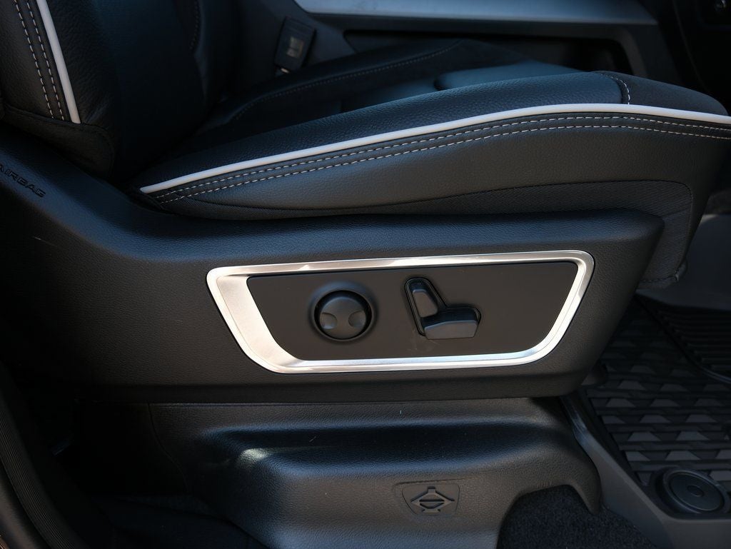 2026 RAM 1500 Laramie Night Edition