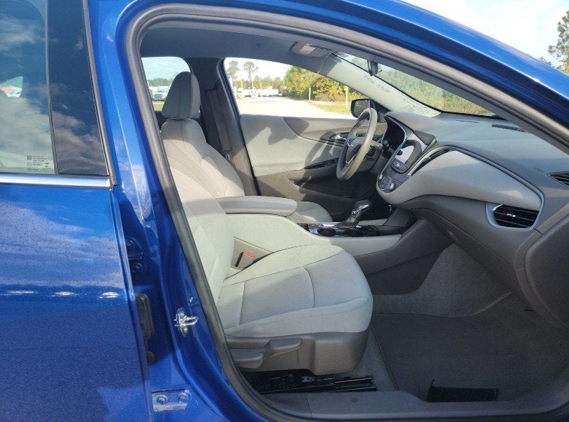 2023 Chevrolet Malibu LS 1FL