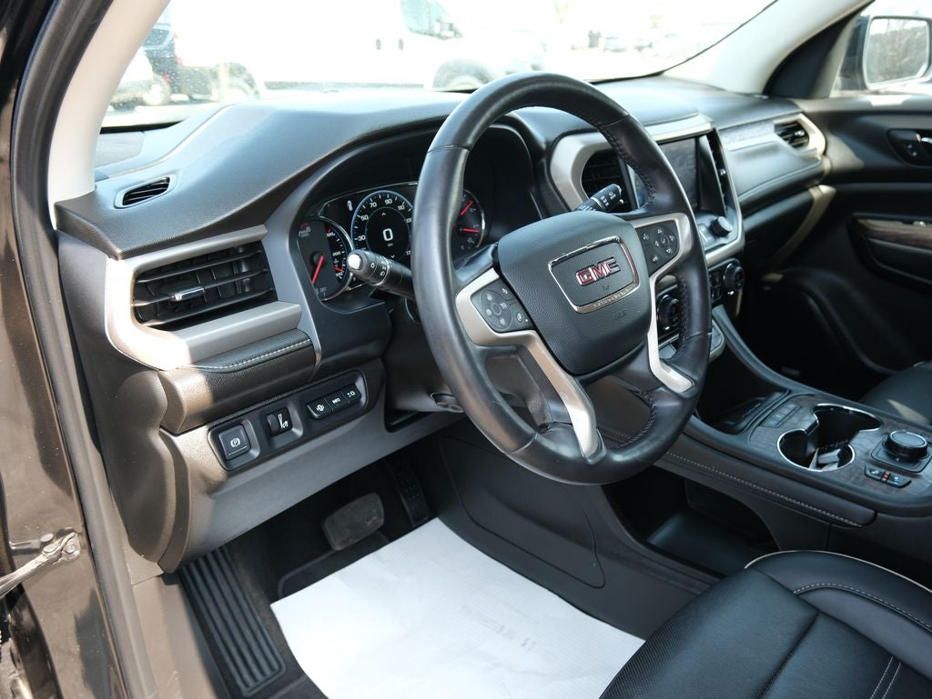 2022 GMC Acadia Denali