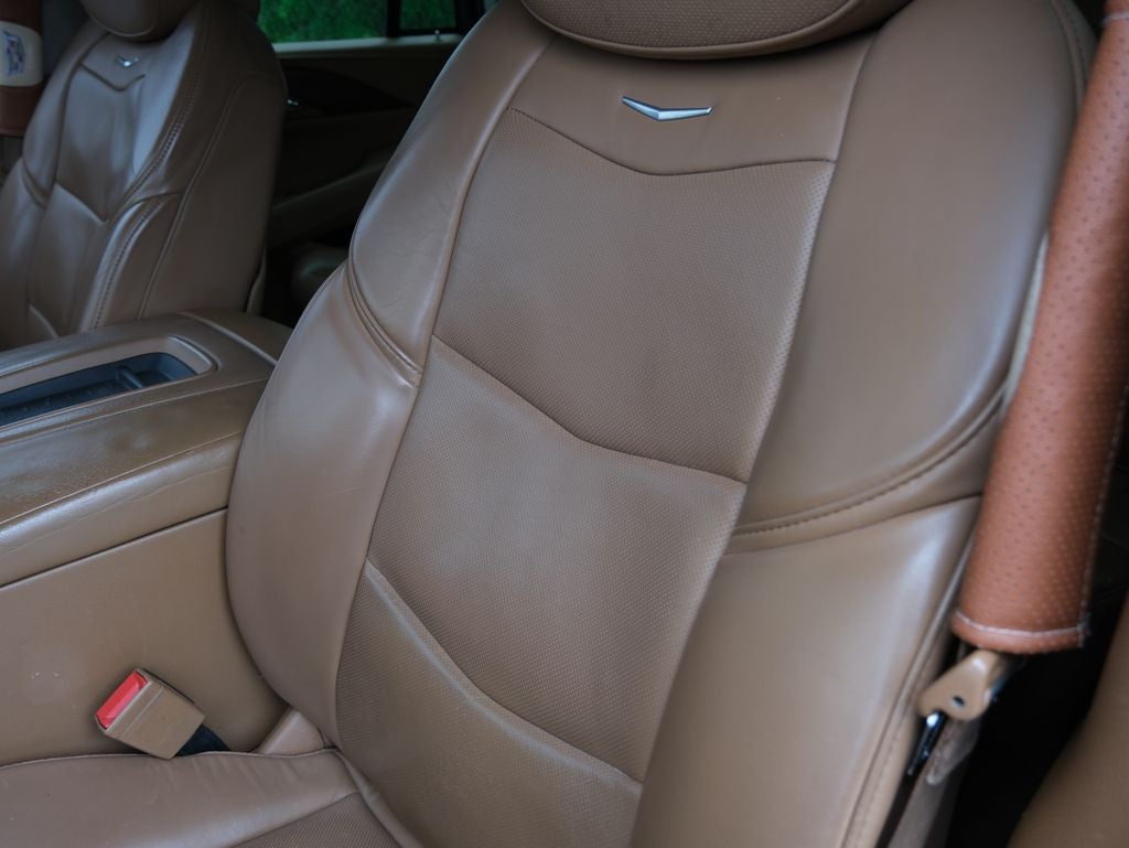 2016 Cadillac Escalade Platinum Edition